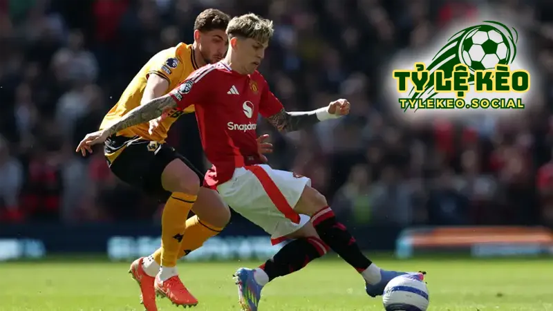 Sơ đồ chiến thuật 3-4-3 của Ruben Amorim cỏ vẻ như không phù hợp với Garnacho