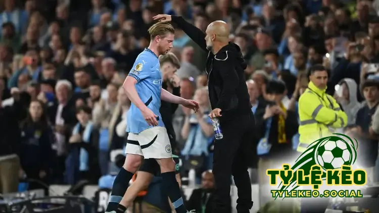 Đối với Pep Guardiola, không ai có thể thay thế De Bruyne